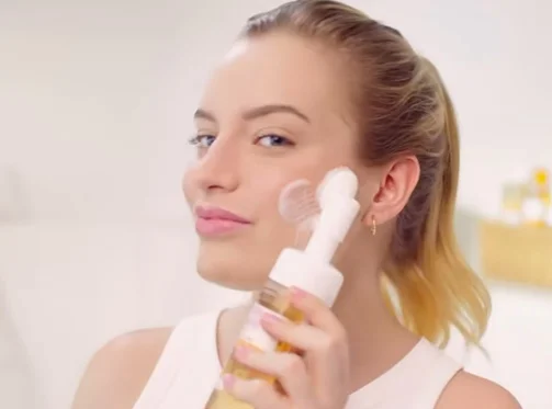 mousse nettoyante visage